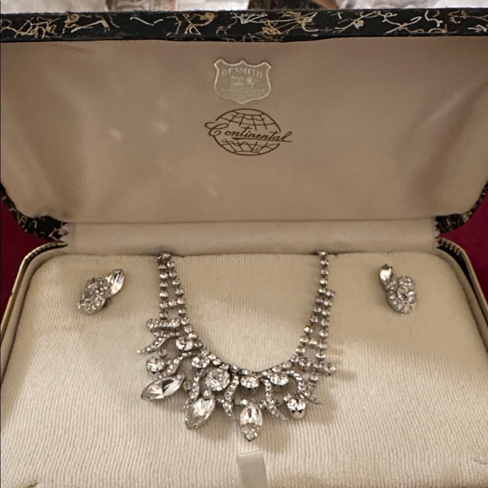Vintage Continental Rhinestone Necklace & Earring Set – Original Box - Picture 4 of 7